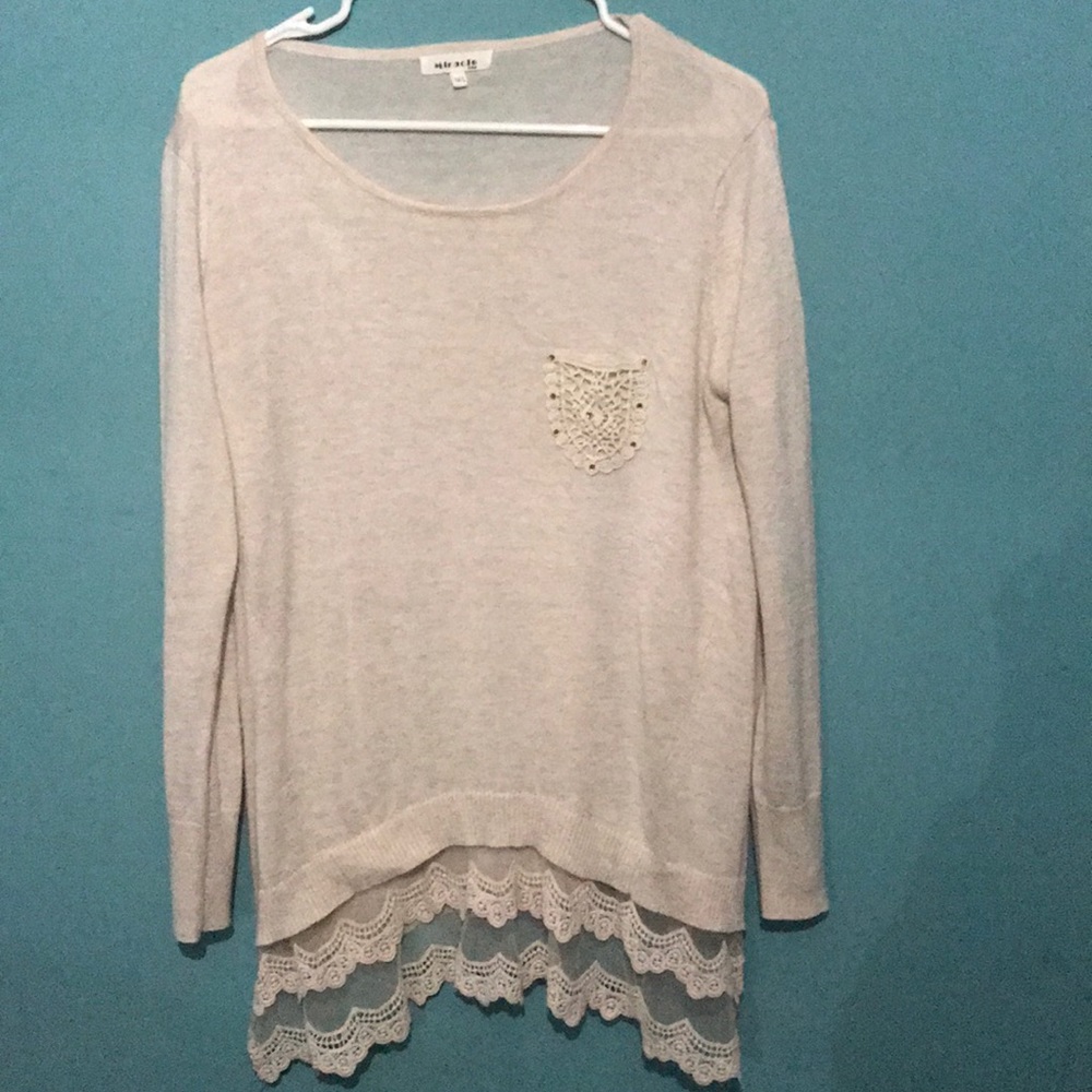 Cream sweater lace detail from mint julep boutique